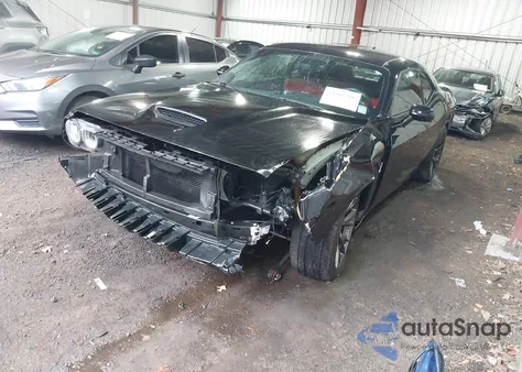 2016 Dodge Challenger Srt 392 from USA, damaged, VIN 2C3CDZDJXGH284580